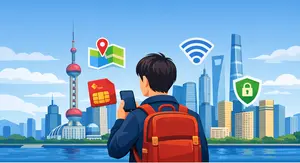 在上海天际线使用智能手机的旅行者——中国手机旅行指南
